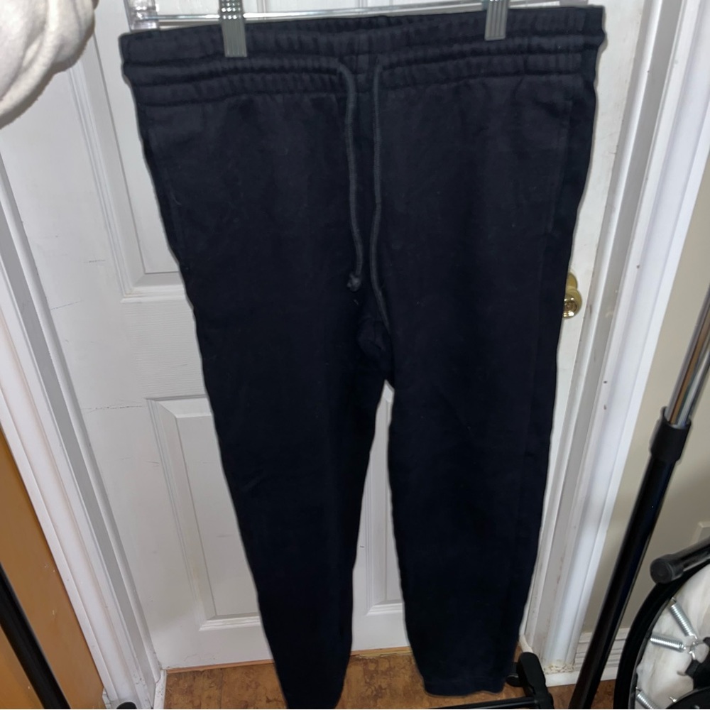 Aritzia/TNA Black Jogger Sweats